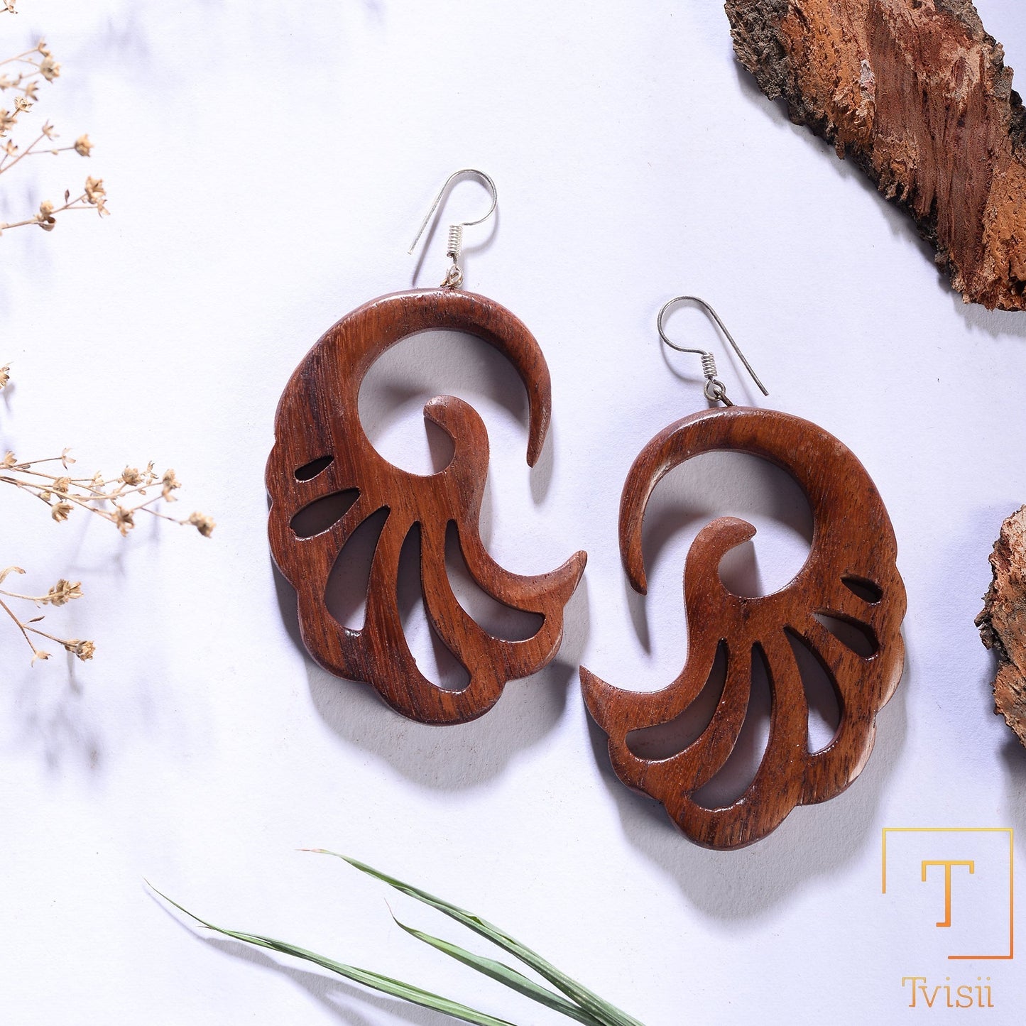Kavna- Wooden Dangler Earrings