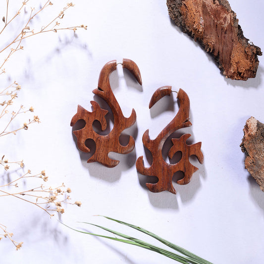 Eyn- Wooden Dangler Earrings