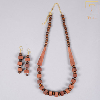 Ruh- Cubic Wooden Necklace set